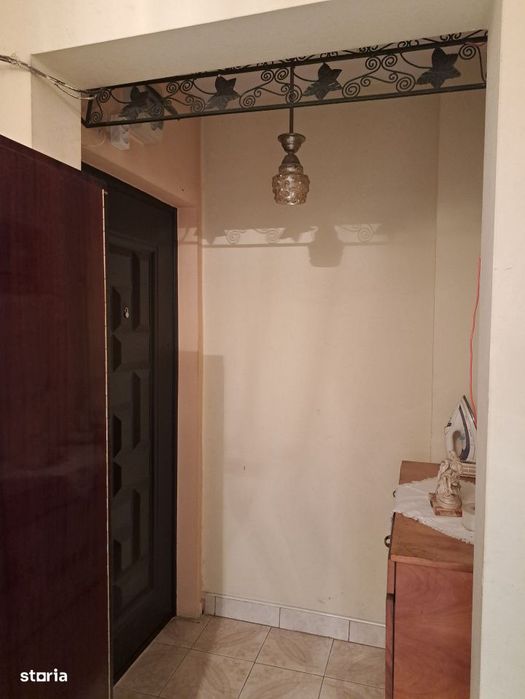 Apartament 2 camere, etajul 2, bld Decebal