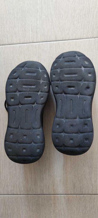 Adidas маратонки