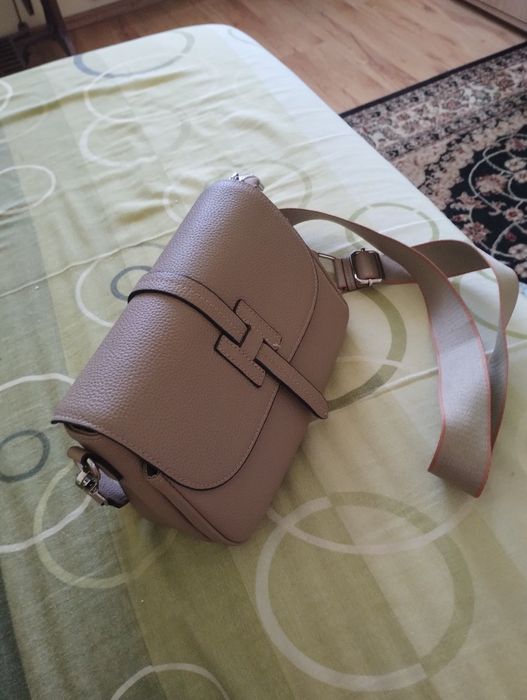 Geanta din piele naturala