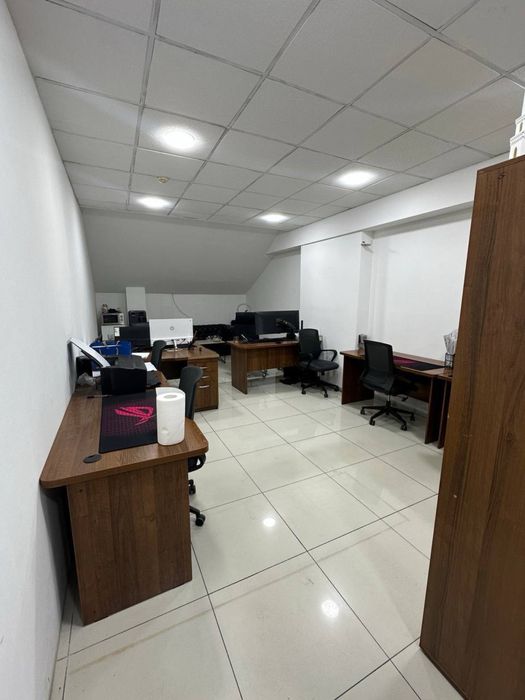 Аренда под офис 35м2 1 этаж! Лабзак! Вдоль Дороги! 700$