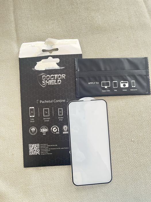 Folie sticla Doctor Shield- pentru iPhone 13/13Pro/14 Black ,Noua