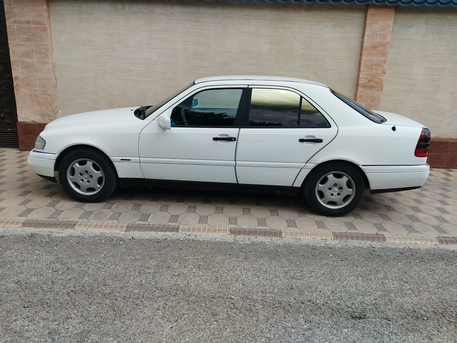 Продам Мерседес w202