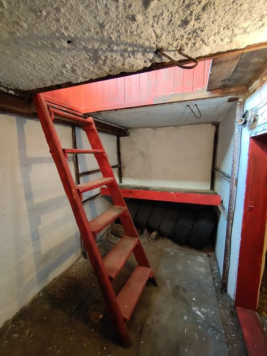 Гараж на Иванова