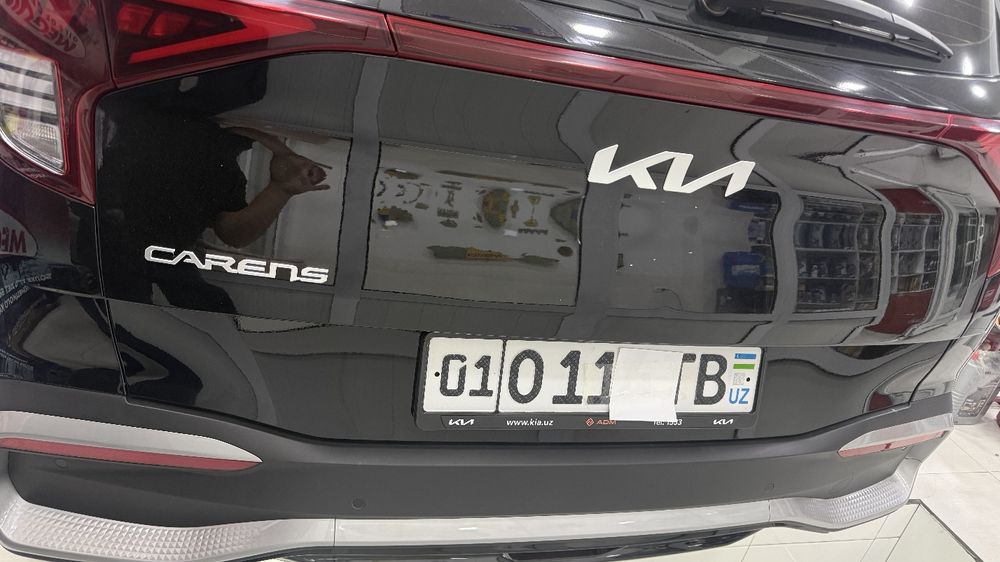 Kia carens 2024 1.5 l econom kraska toza