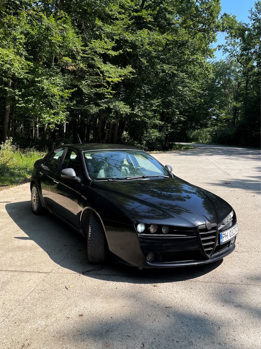 Alfa romeo 159 .