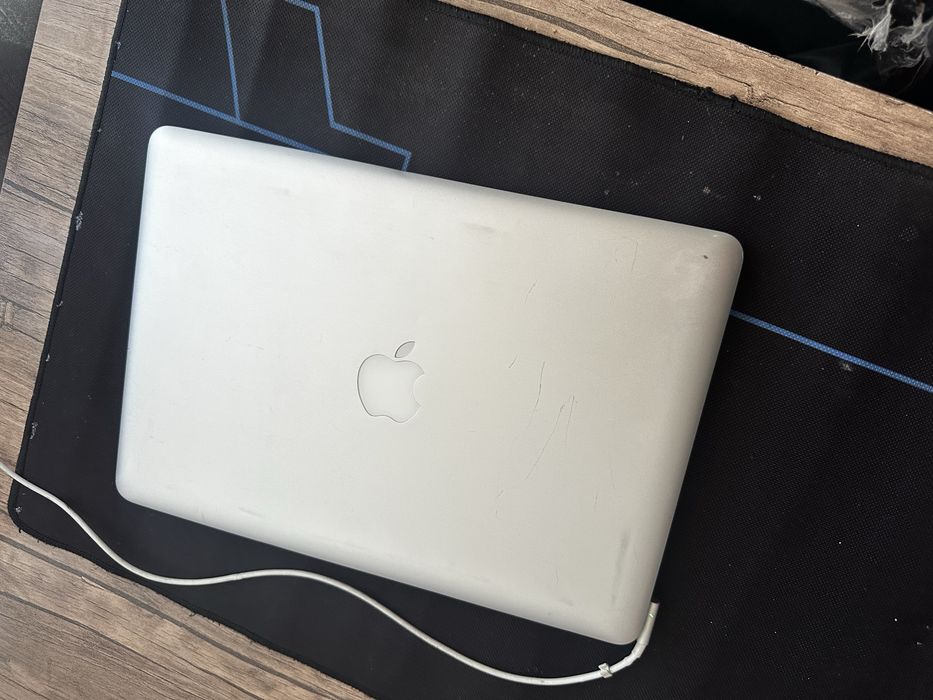 macbook pro 2011