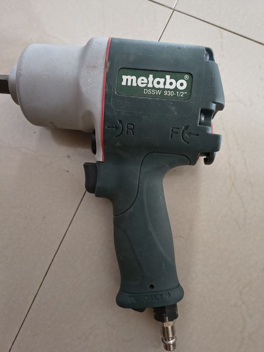 Pistol pneumatic metabo