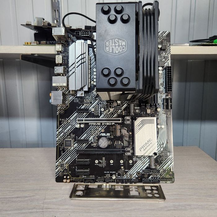 Kompyuter satiladi core i7 10700k RTX 3080 12GB