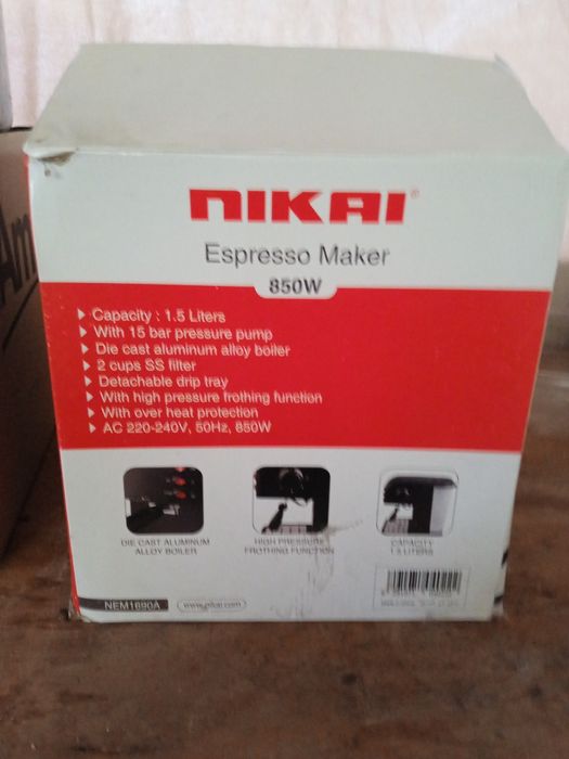 Продам недорого кофе-машину Nikai.