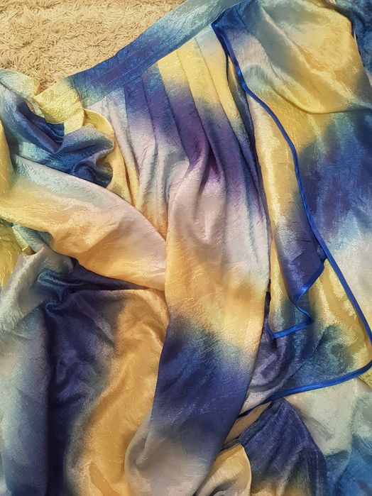 Продам шторы красивые