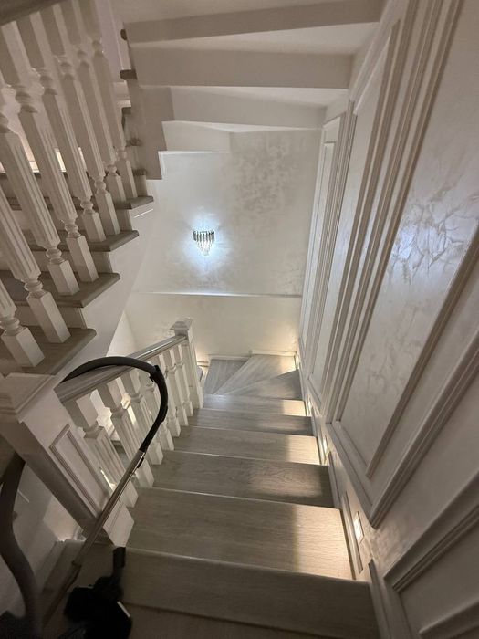 Продаю Участок 2 сотки 6 комнат + 3 в подвале Урикзор