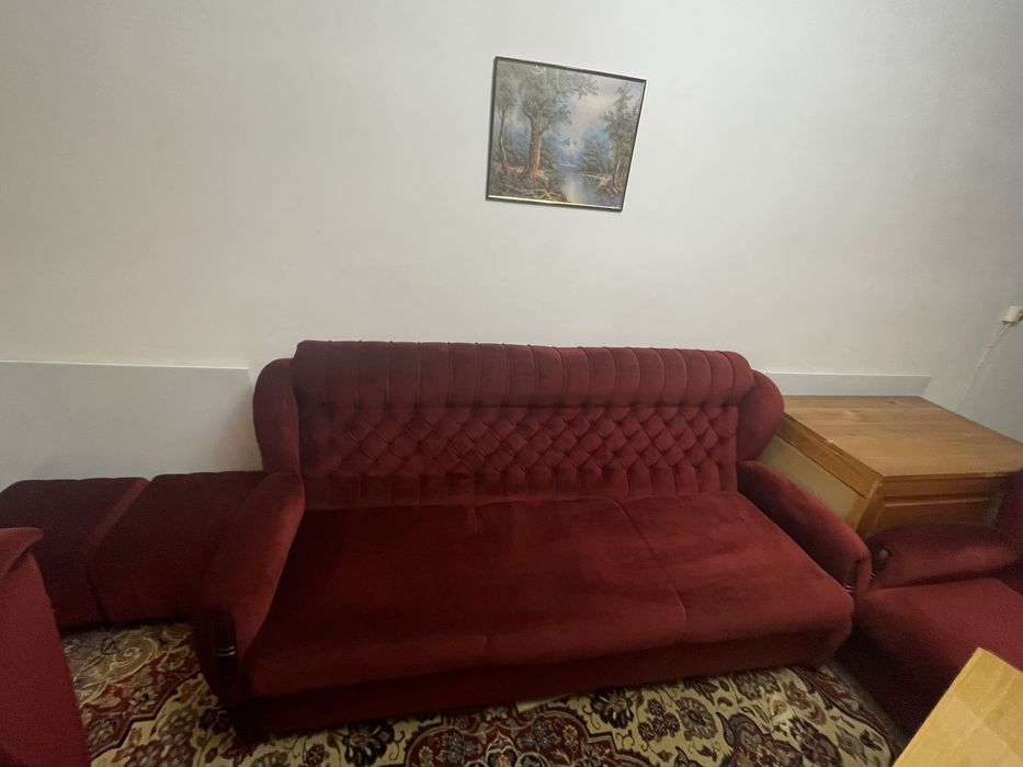 Продавам запазена холна гарнитура