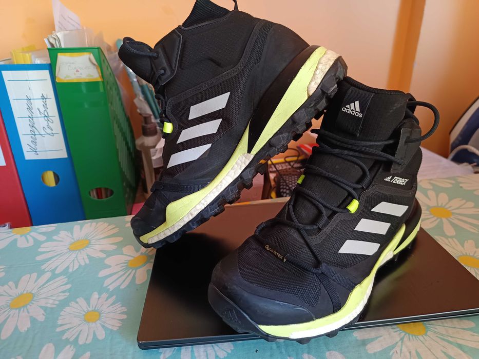 ботуши adisas 41 1/3 Terrex момчета мъжки  оригинални нови