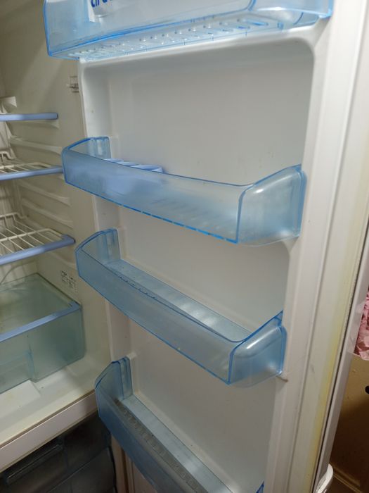 Mașina de spălat,frigider Arctic