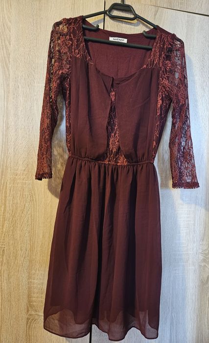 Rochie de ocazie cu dantelă, culoarea vișiniu/burgundy