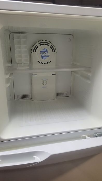 Холодильник daewoo