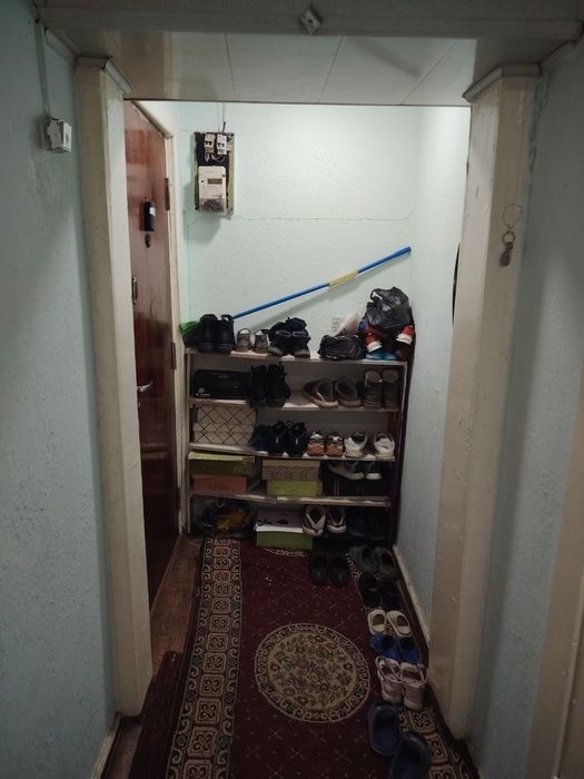 Uy sotiladi 2 xona 1 etaj