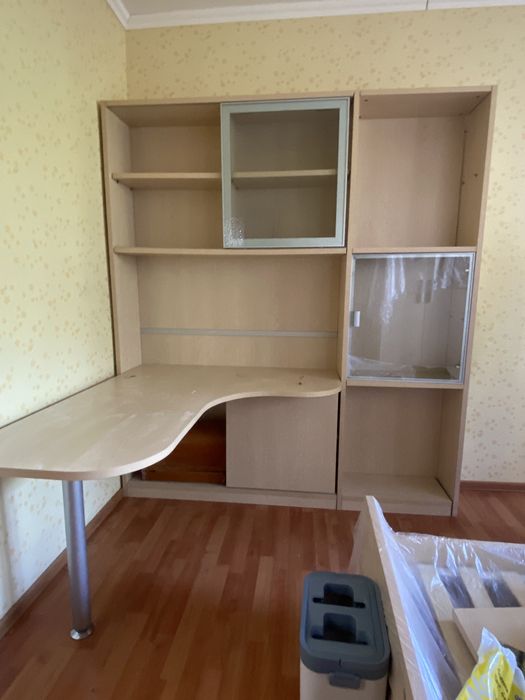 Продам гарнитур для девочек