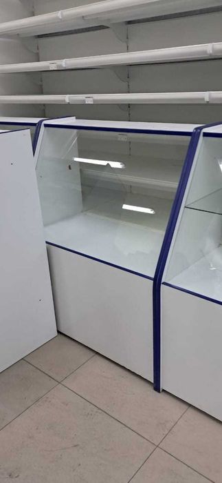 витрины торговые