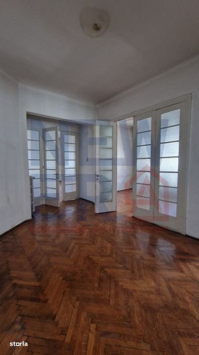 Proprietate deosebita ap 3 camere de vanzare ULTRACENTRAL — fotografia 3