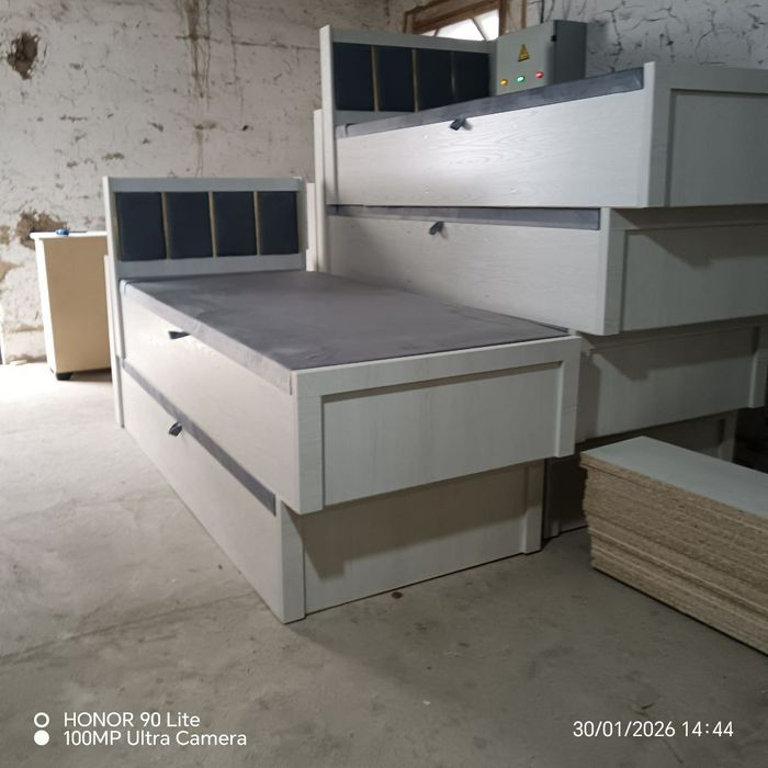 krovat Продаётся кровать krovat sotiladi matrasli krovat shkof arzon