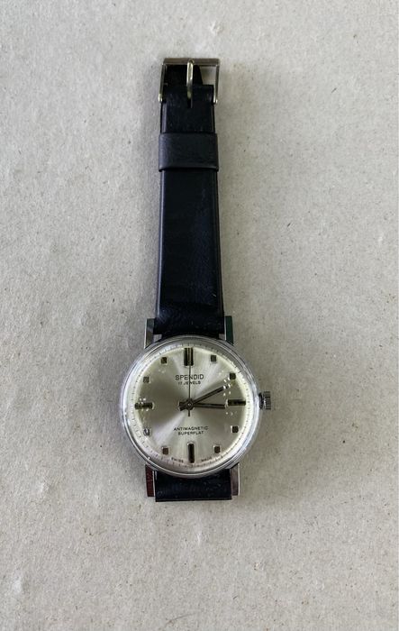 Швейцарски часовник Spendid