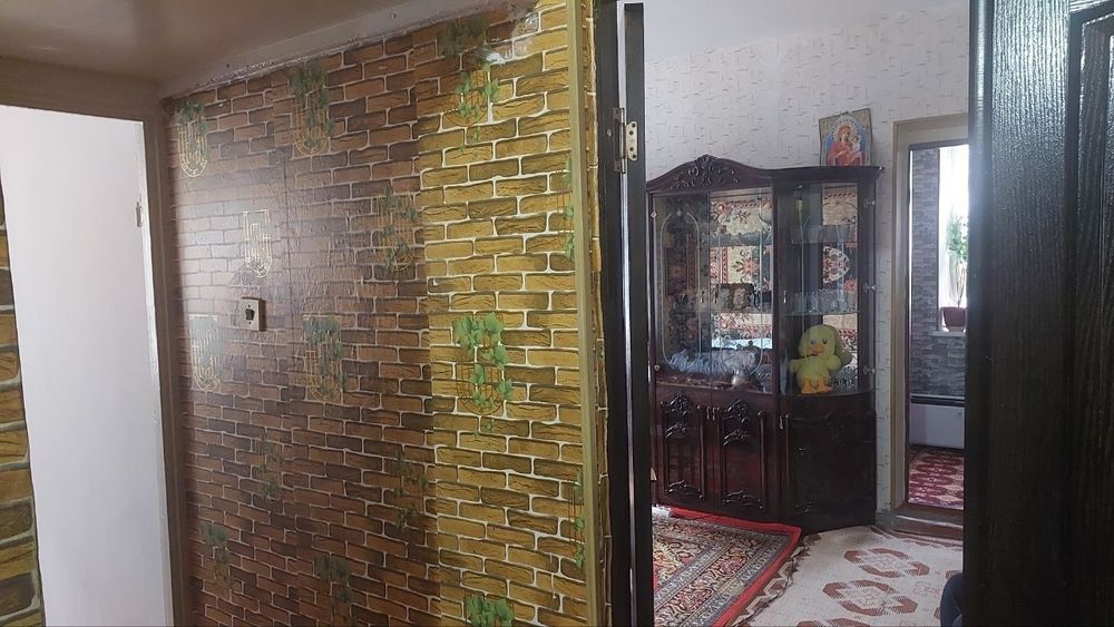 1²/1/5 (1 этаж). Башлык, Яккасарайский р-н. Квартира 39 м², дом панель