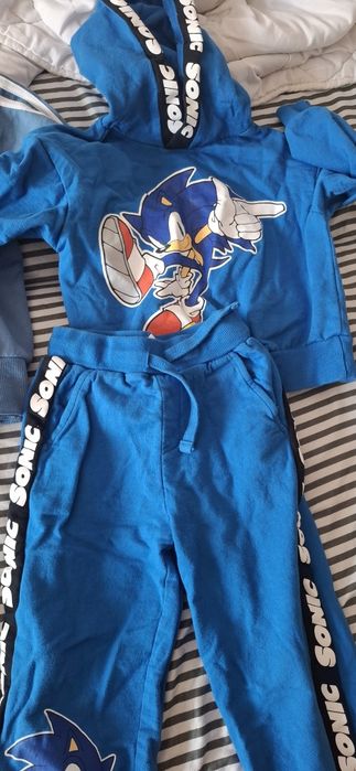 Pantaloni marimea 116,bluze si trening
