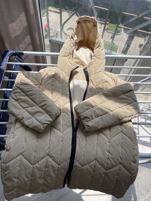 Куртка тепленькая zara