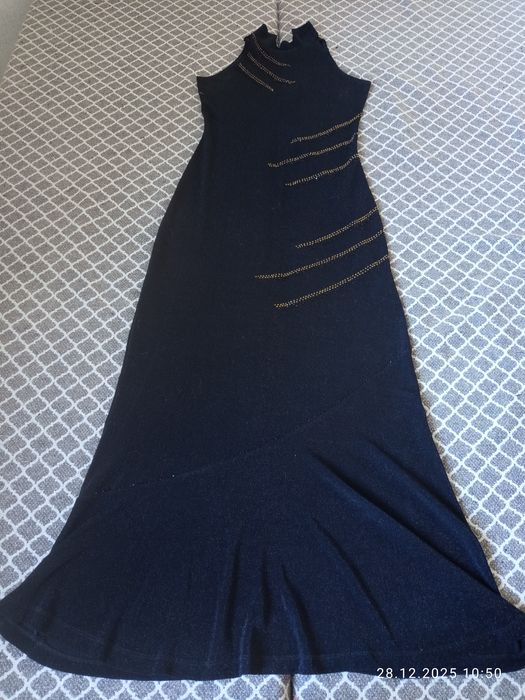 Вечернее платье 'американка"  чёрное .