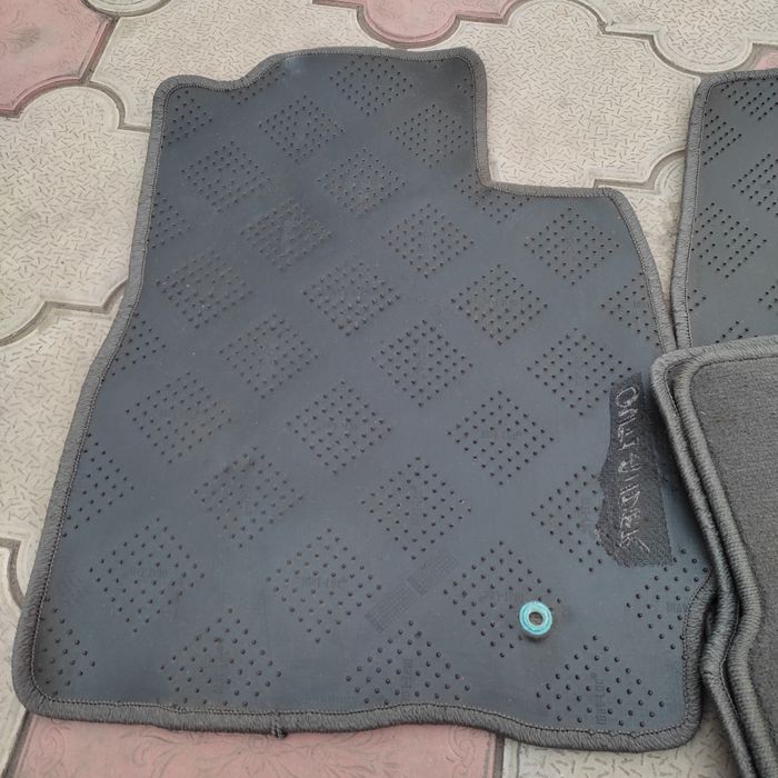 Полики-Коврики на Mitsubishi Outlander