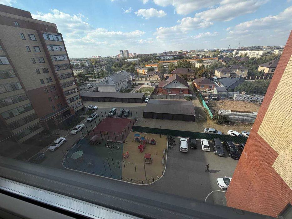 Продажа 3-комнатной квартиры  бородина 111