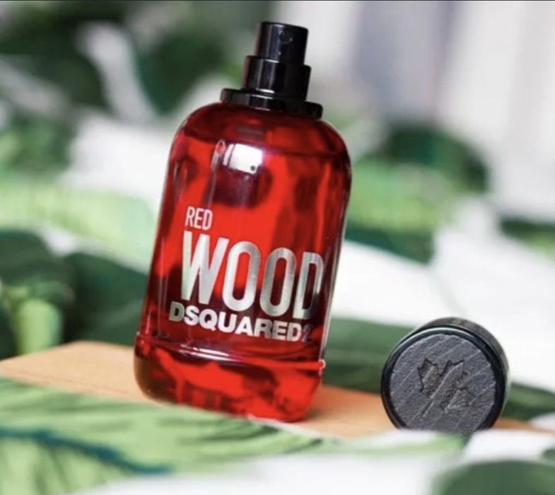 Дамска тоалетна вода Dsquared2 Red Wood 50ml