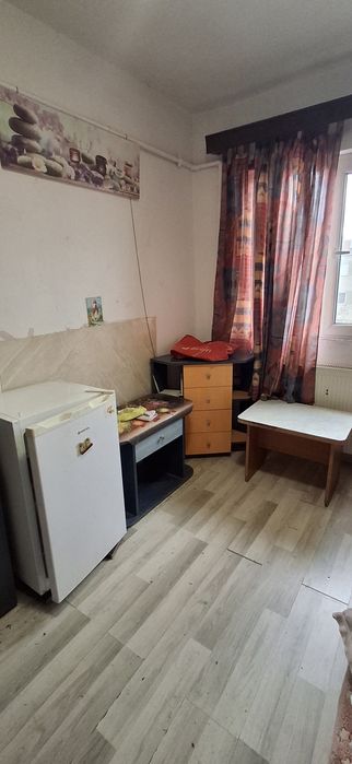 Inchiriez  garsoniera