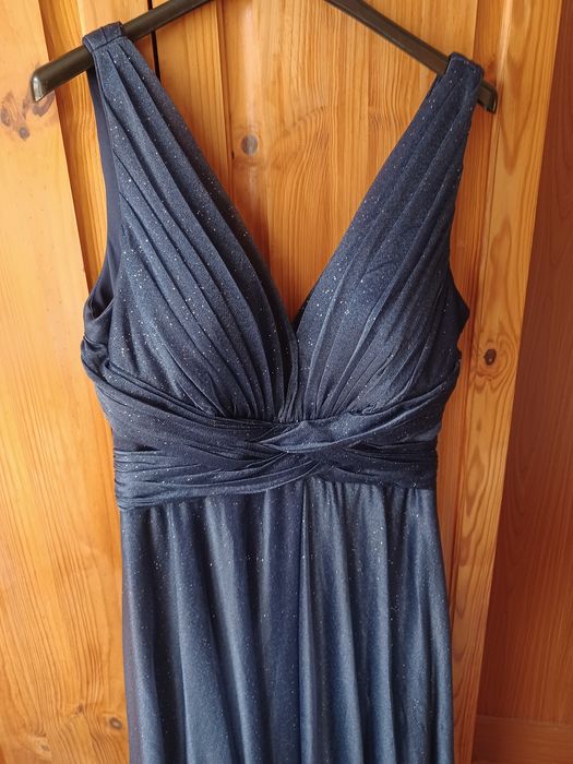 Две официални рокли