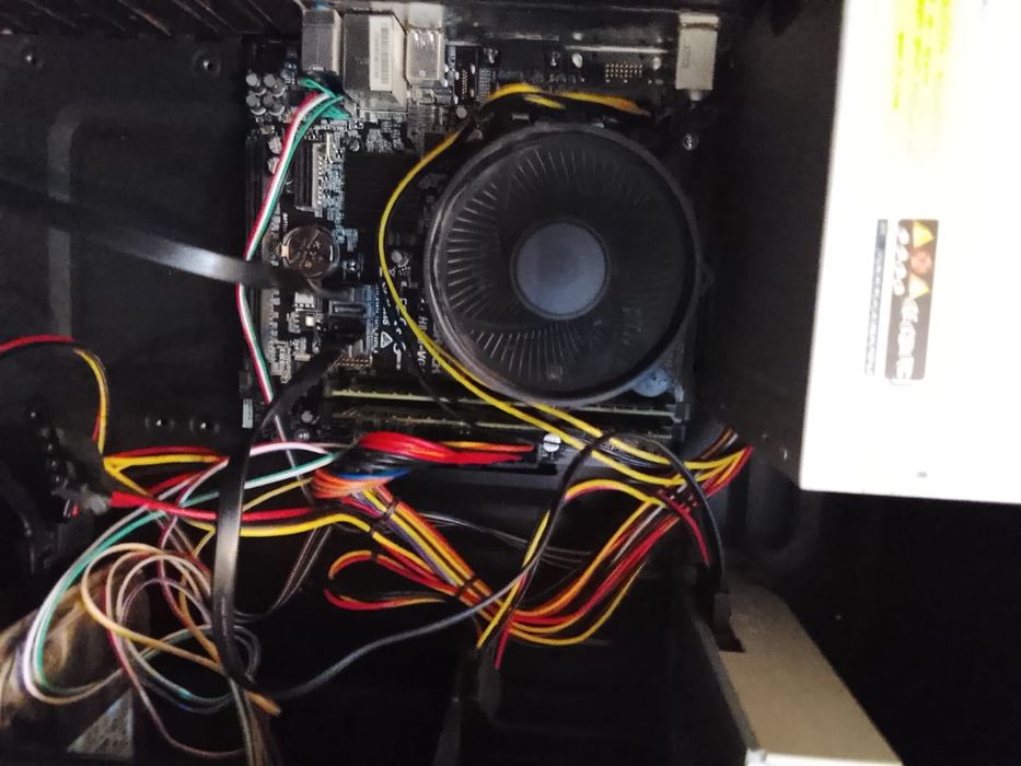 Компьютер процессор