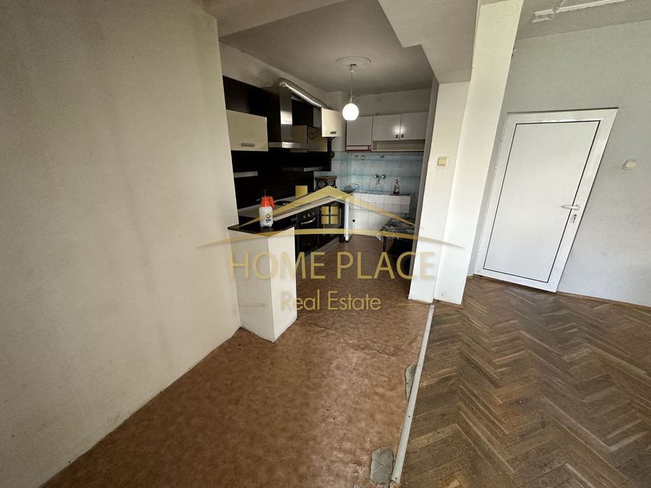 Продава се Тристаен апартамент в Варна, Централна поща - 133 кв.м за 1346 €/кв.м - Снимка #2