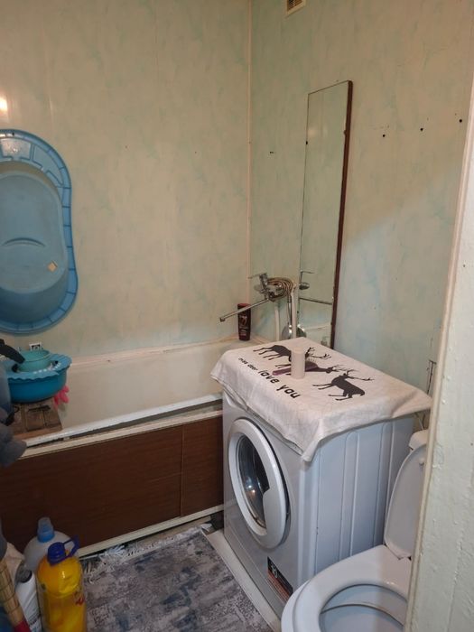Продам двухкомнатную  квартиру