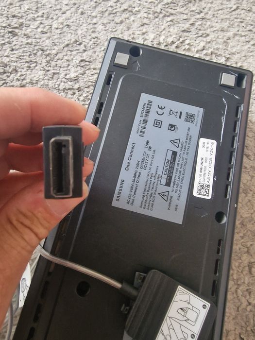 Samsung one connect soc1001n