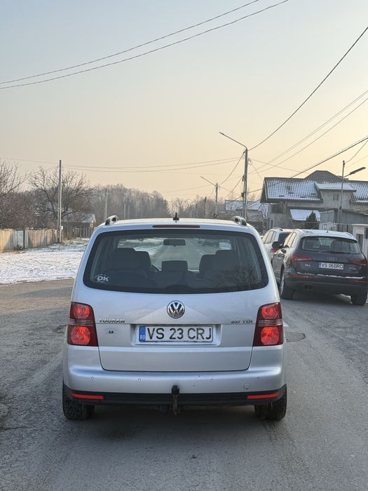 Volkswagen Touran 2010 2.0 TDI PROPRIETAR