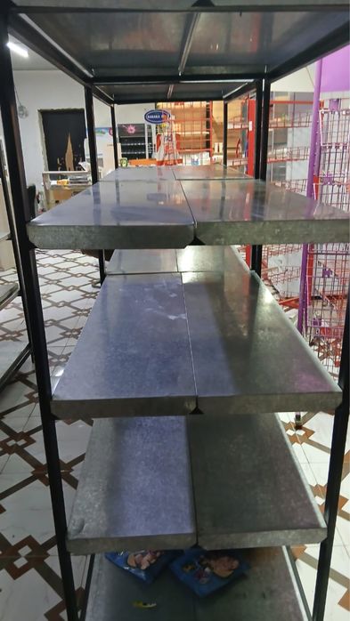 Стелаж для магазин