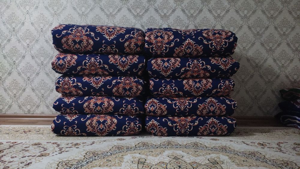 Көрпе қолда бар немесе заказға