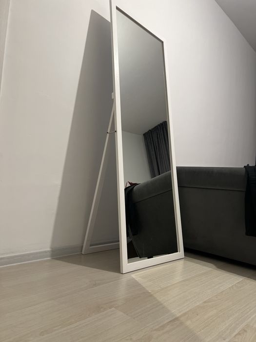 Продам большое напольное зеркало!