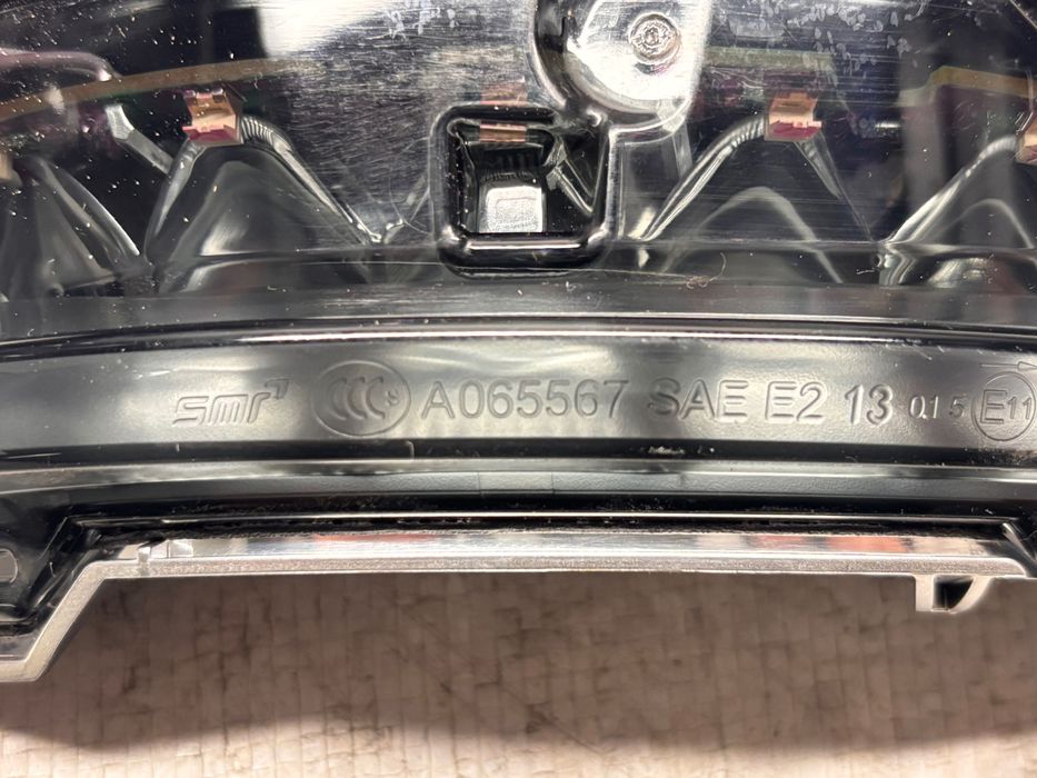 Ляв мигач в огледалото• Evoque / Velar / F-Pace