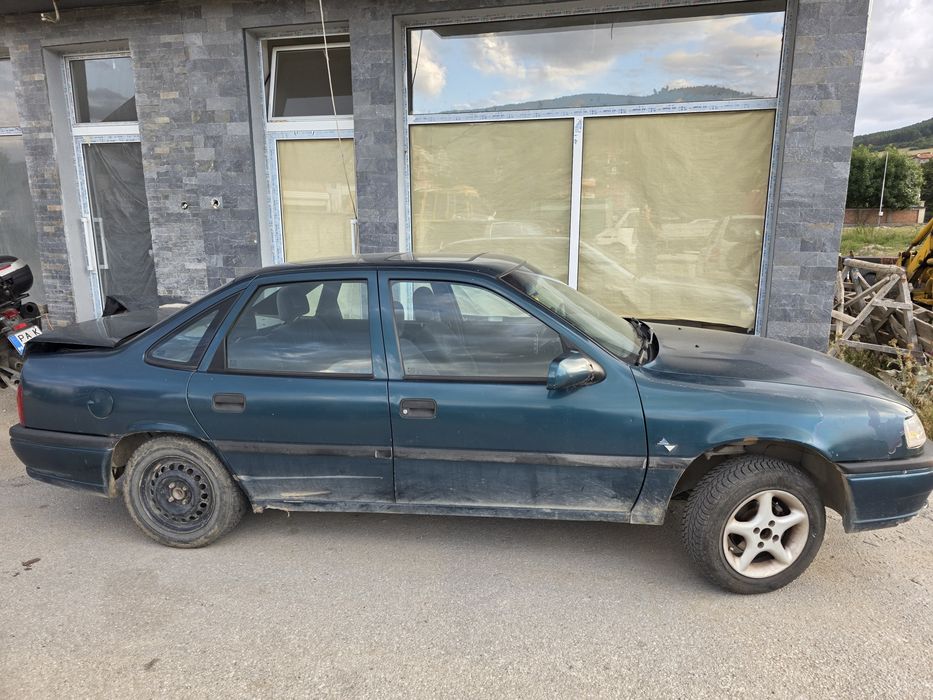 Opel Vectra A на части