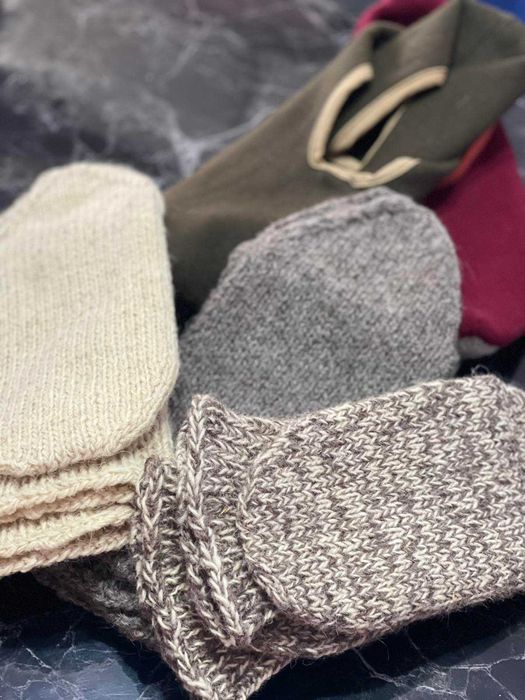 Ръчно изплетени вълнени чорапи
