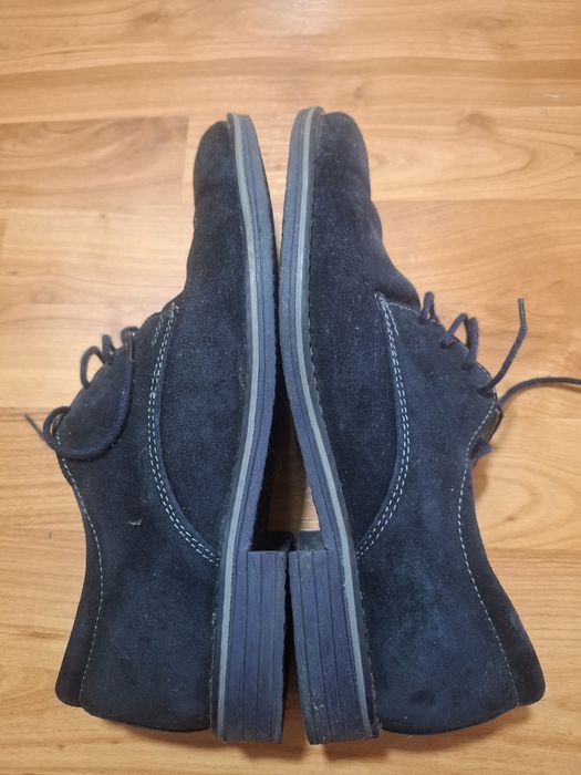 Pantofi barbat din piele intoarsa,potriviti pentru banchet sau ocazii speciale