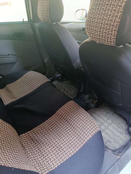 Mashina zoʻr katta matoʻr 5.30. Moy quyiladi