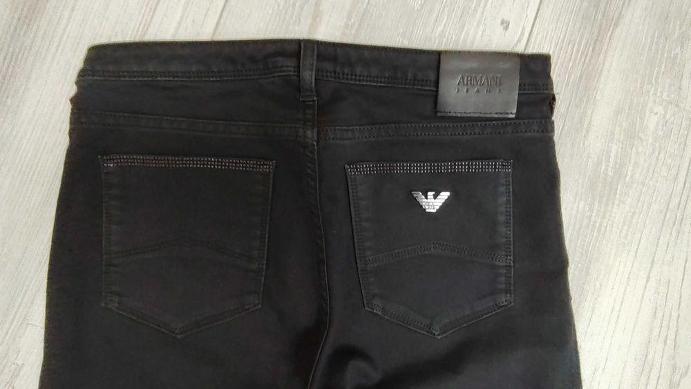 Дамск оригинални черни дънки ARMANI JEANS J28 р-р S EUR26