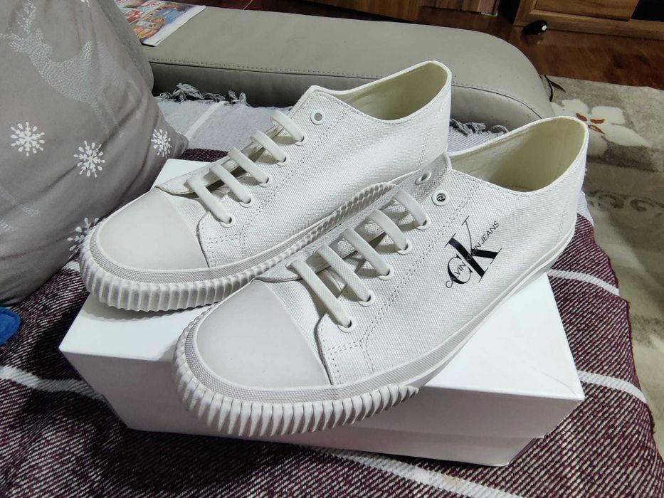 Vand tenisi Calvin Klein